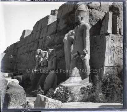 Statues égyptiennes